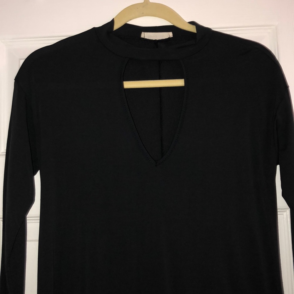 Black long sleeve keyhole dress